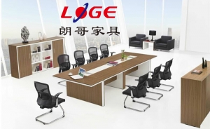 定制板式辦公家具時(shí)需考慮哪些因素？