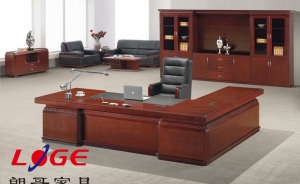 為實(shí)木辦公家具打蠟保養(yǎng)時需注意哪些要點(diǎn)？